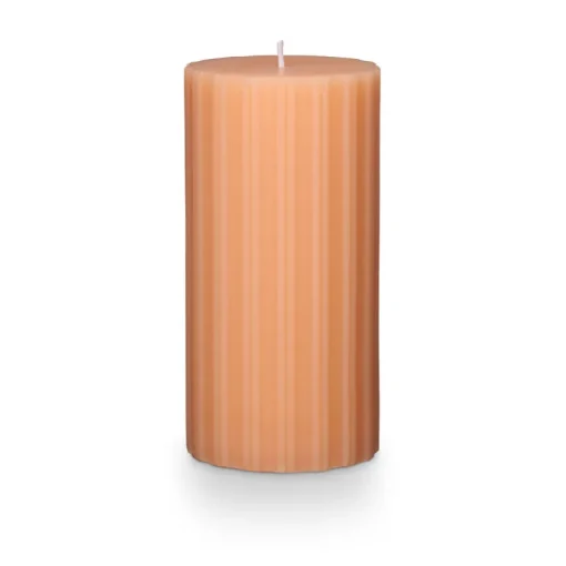 Paloma Petal Medium Fragranced Pillar Candle