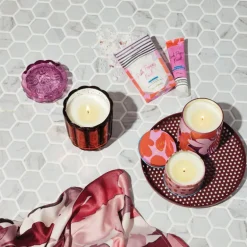 Pink Pepper Fruit Fleur Tin Candle