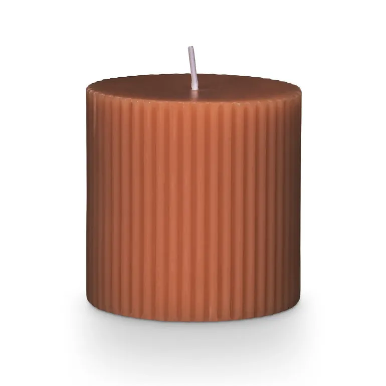 Terra Tabac Small Fragranced Pillar Candle